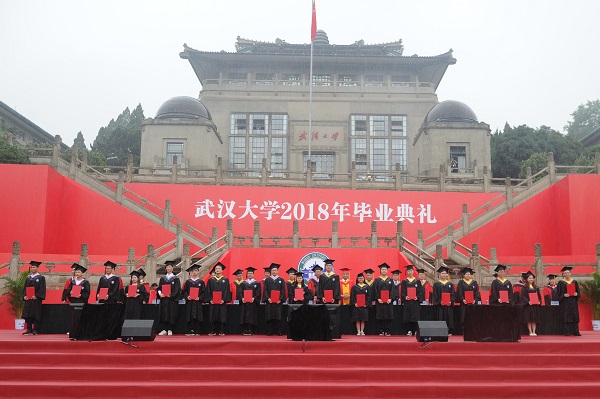 ����ɽ��֤��������ҵ�����м��塰���ᡱ